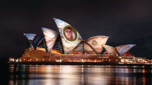 sydney opera house night light show