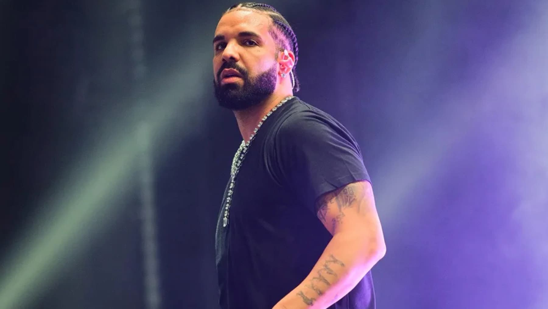 Drake live concert sydney