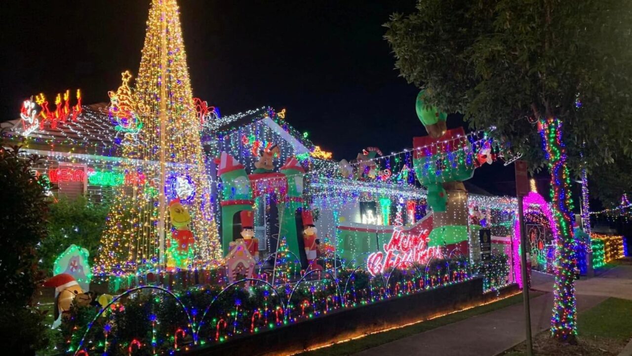 Christmas lights in Oran Park