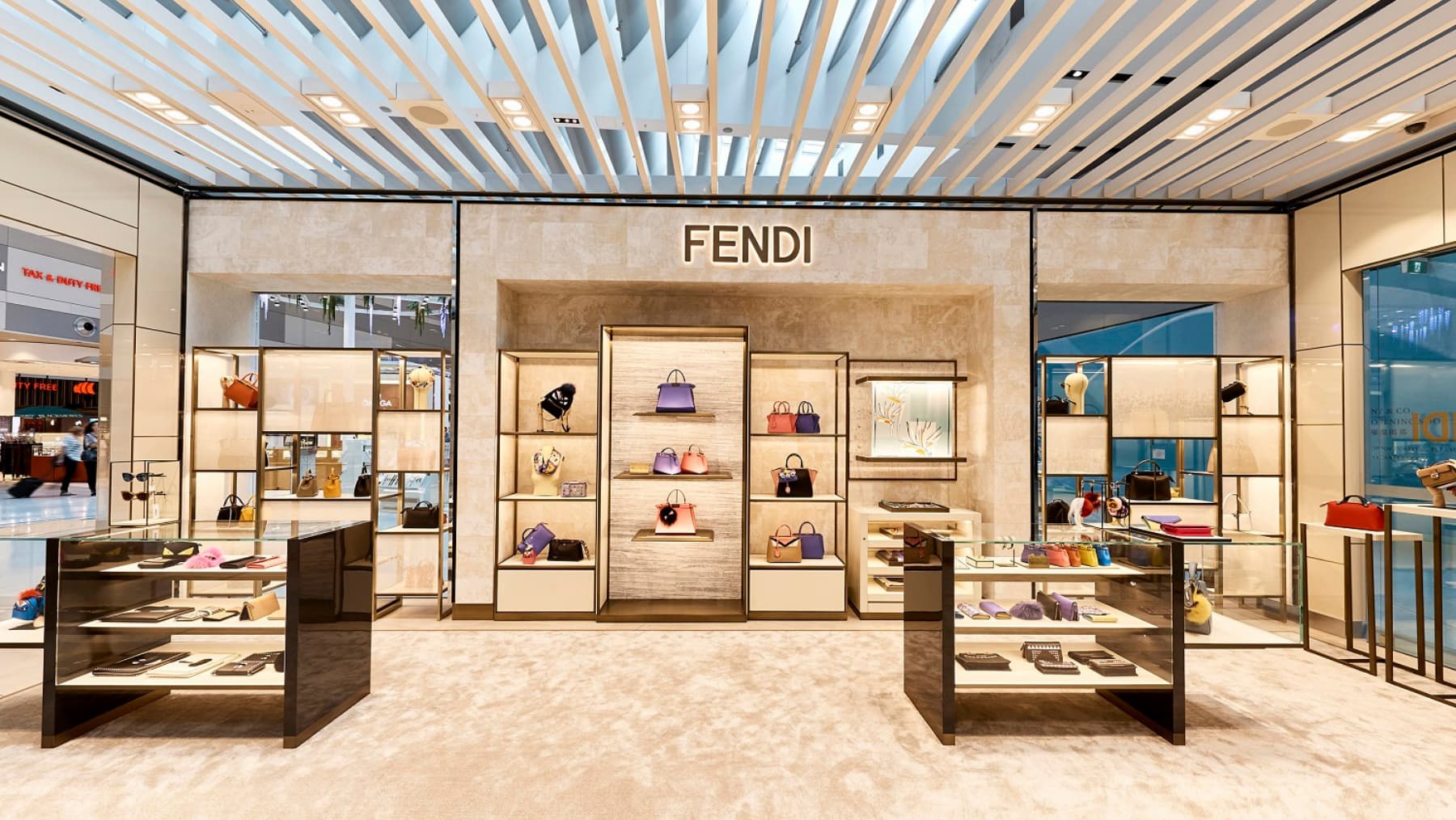 Sydney Airport retail stores