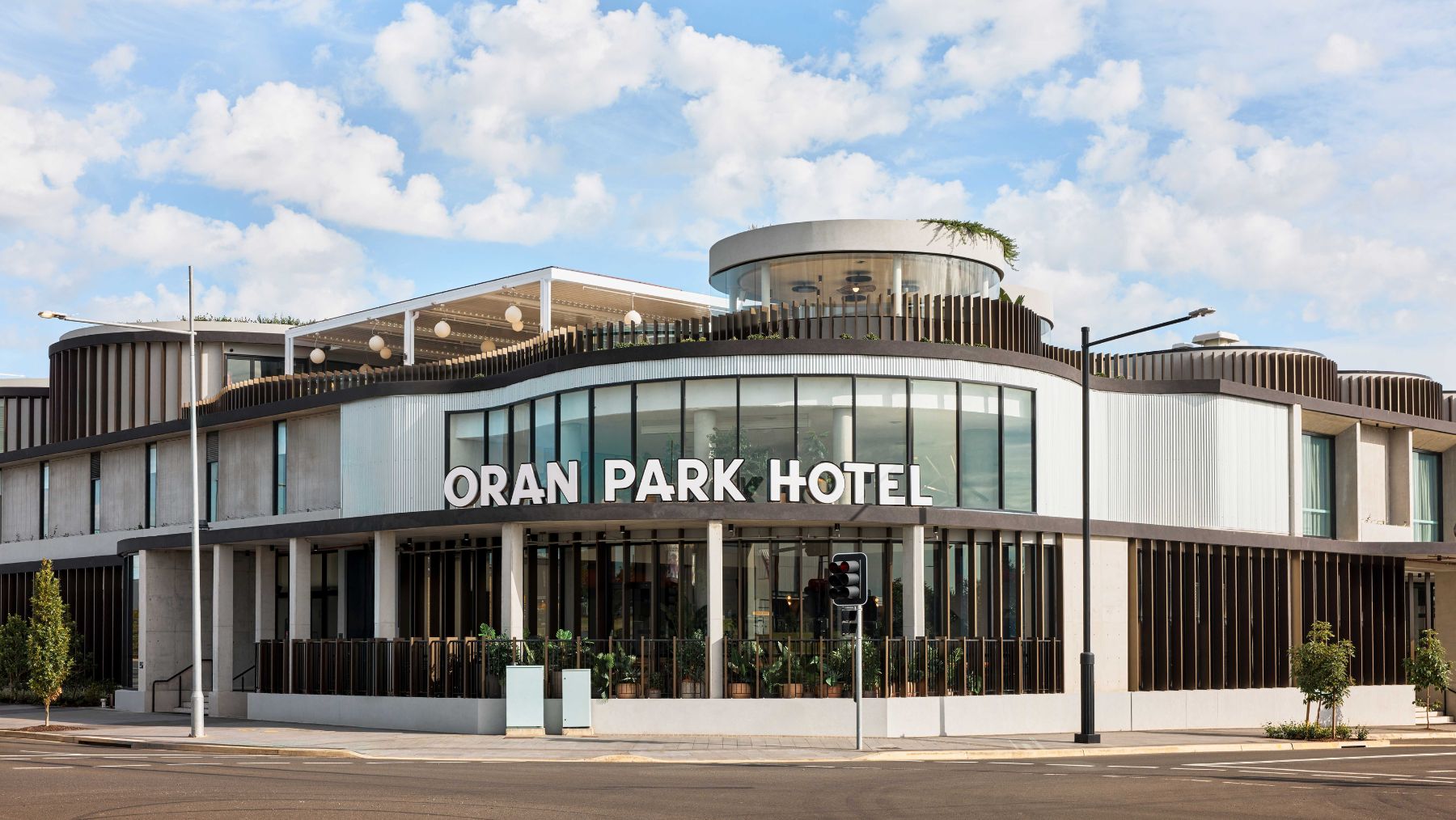 Oran Park Hotel