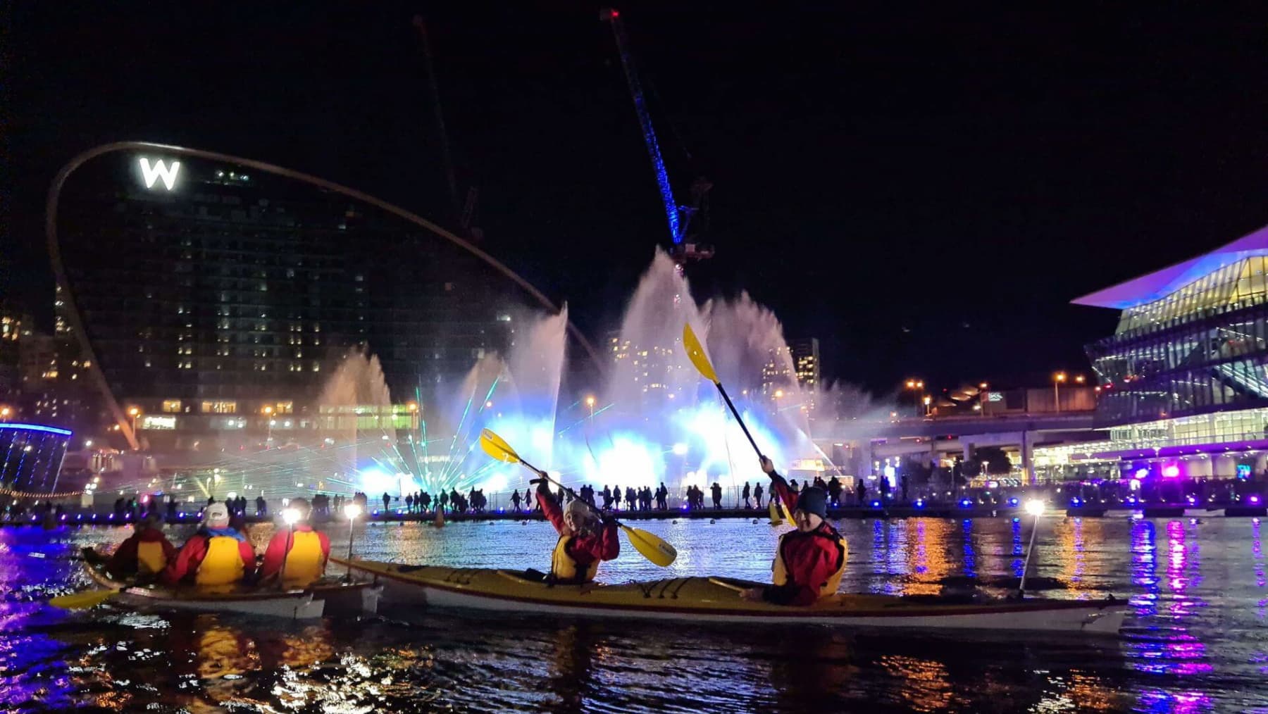 Kayaking in Darling Harbour