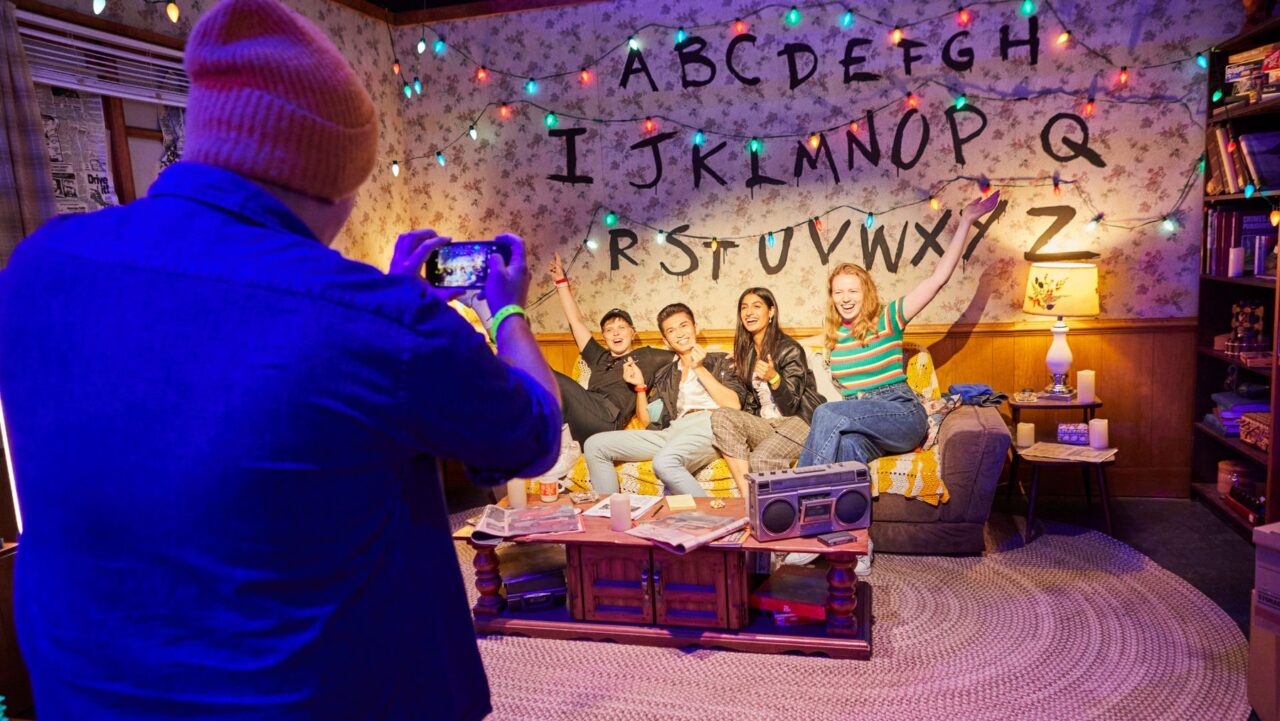 Strangers things the experience