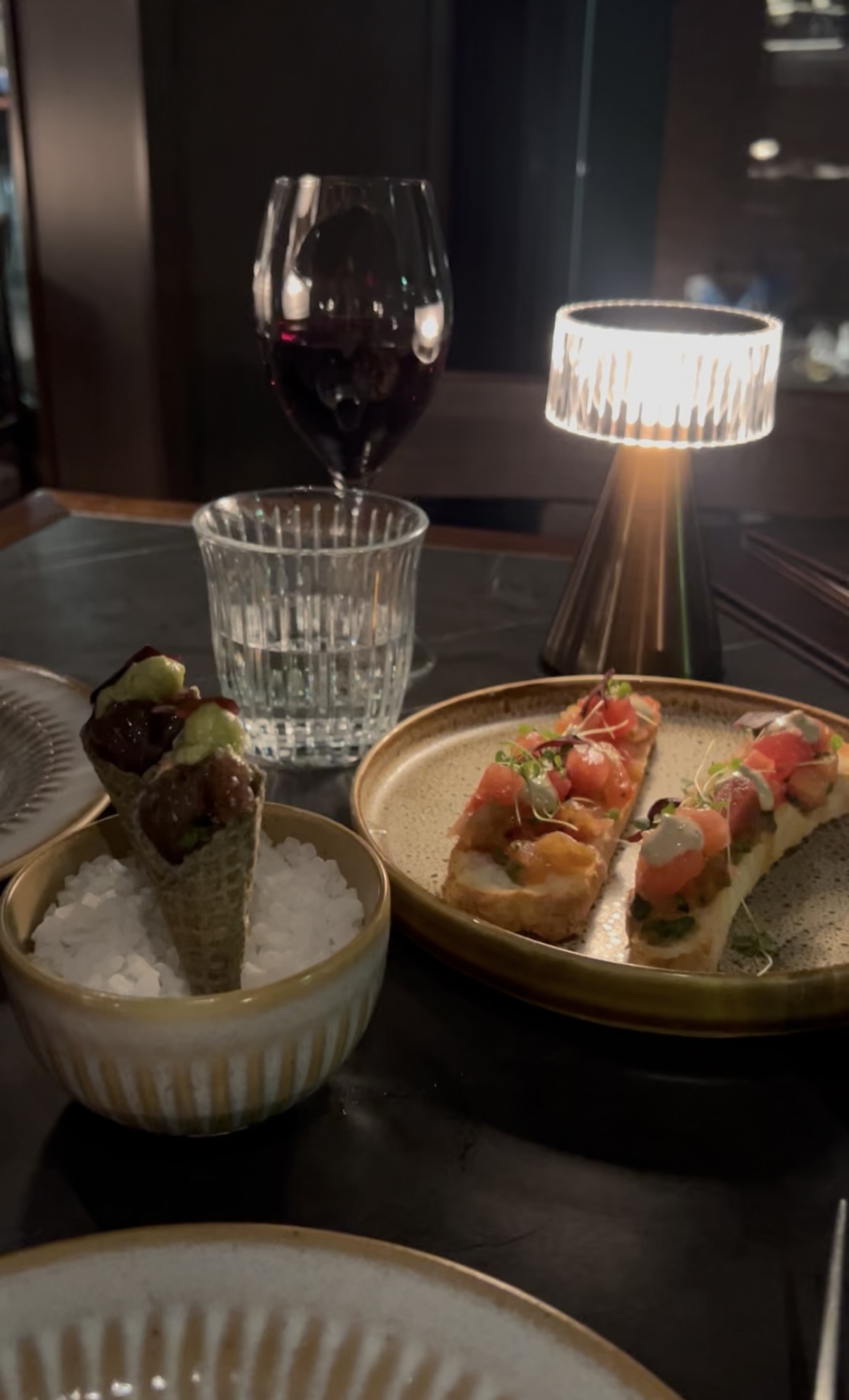 The tuna tartare cone and heirloom tomato crostini