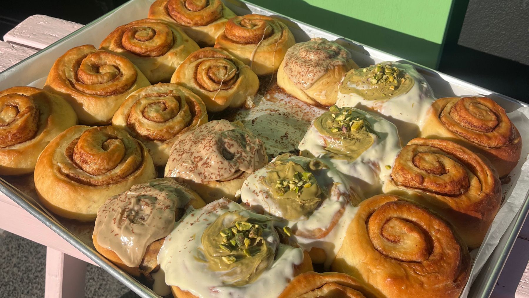 Sundays Bondi scrolls
