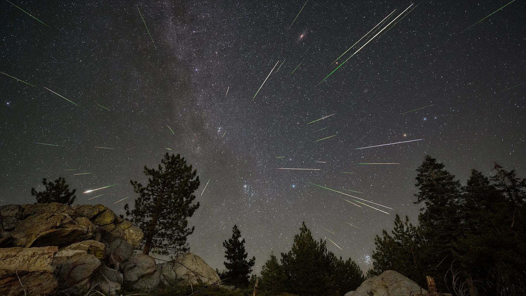 Perseids meteor shower credit Preston Dyches