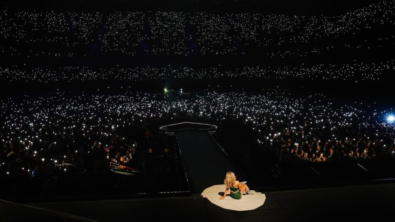 Sabrina Carpenter Short n Sweet Tour on stage