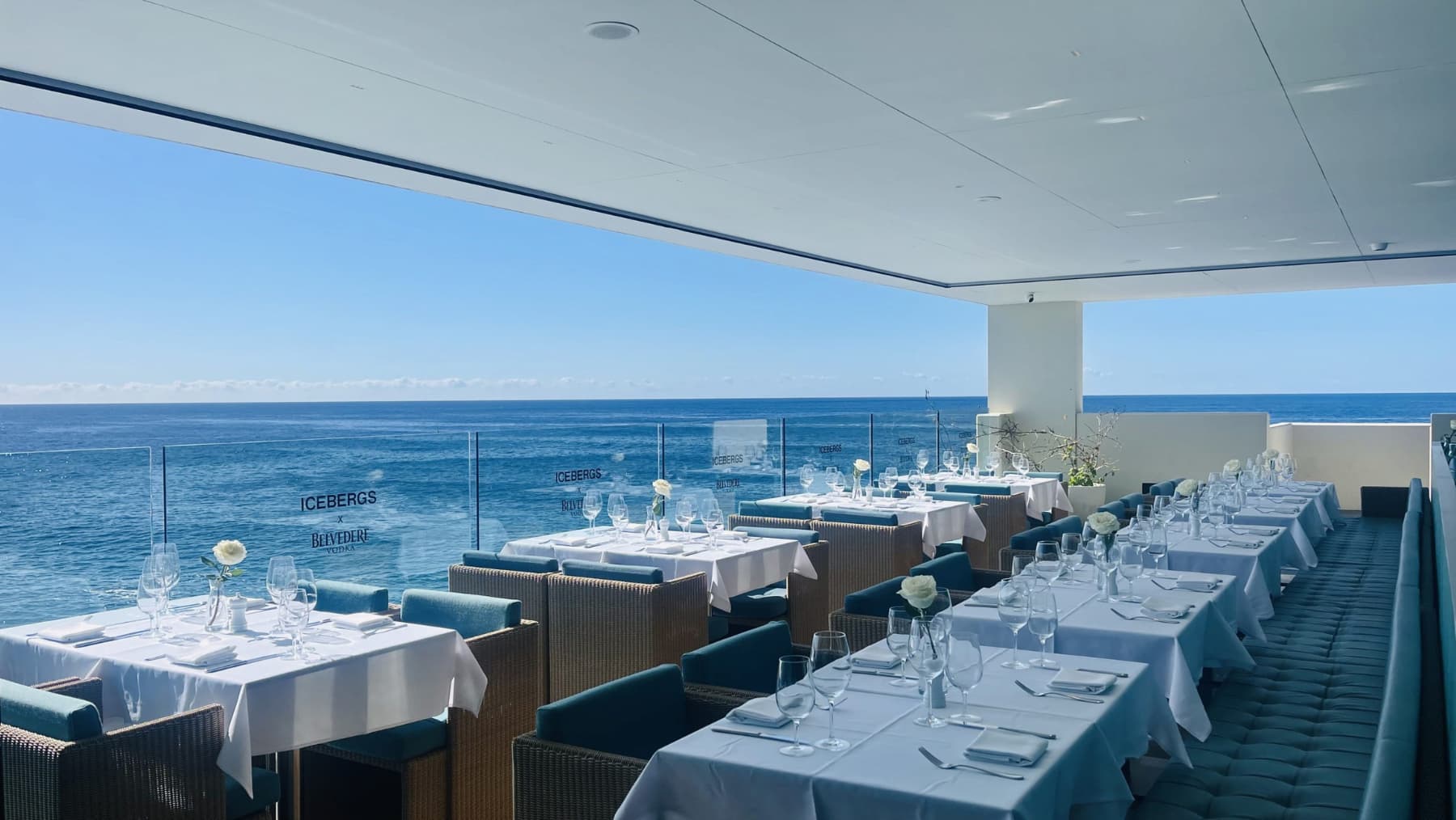 Icebergs dining room