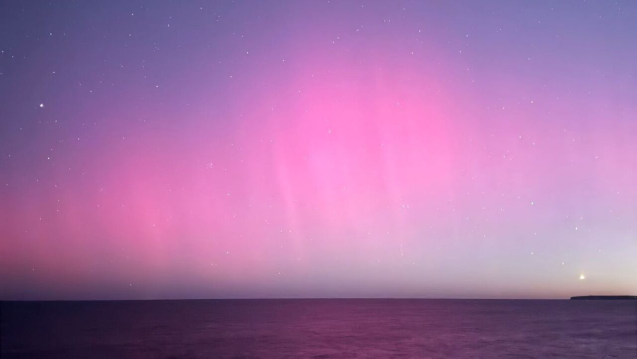 Aurora Australis tonight in Sydney