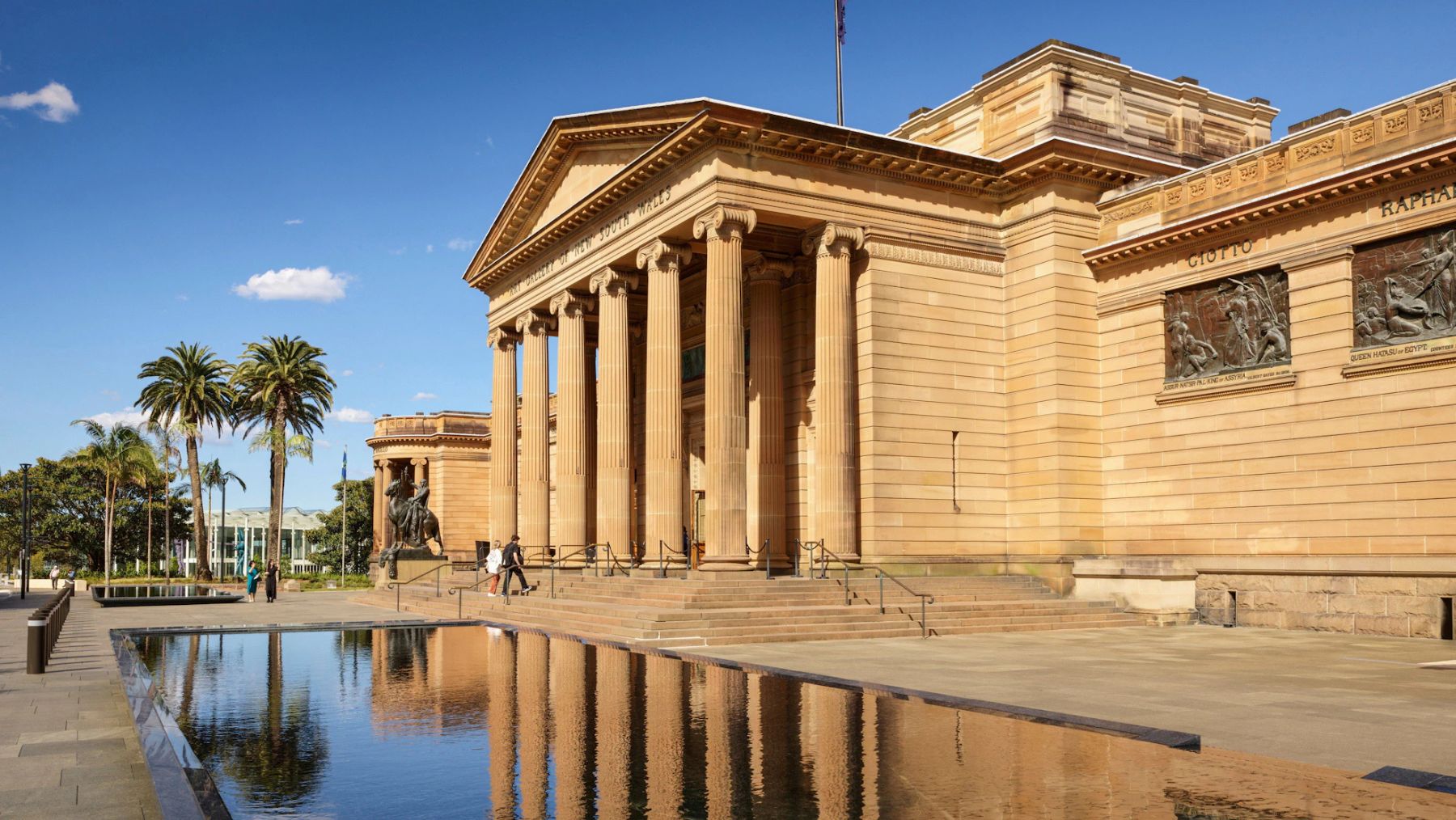 exterior of the art gallery of nsw
