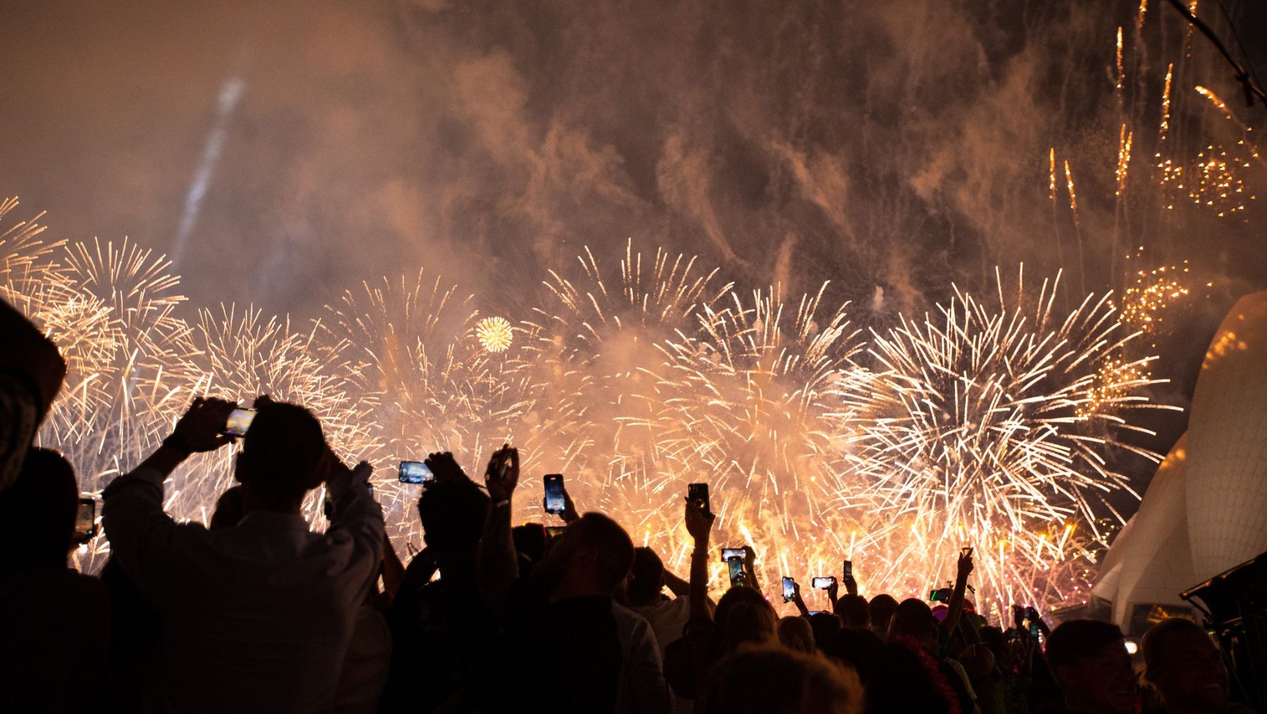 NYE fireworks opera bar