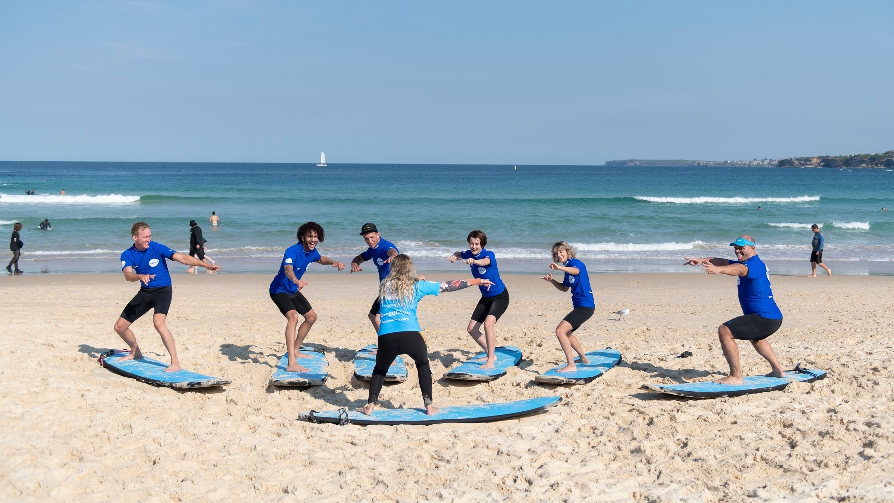 Learn to surf Lets Go Surfing, Bondi Beach.