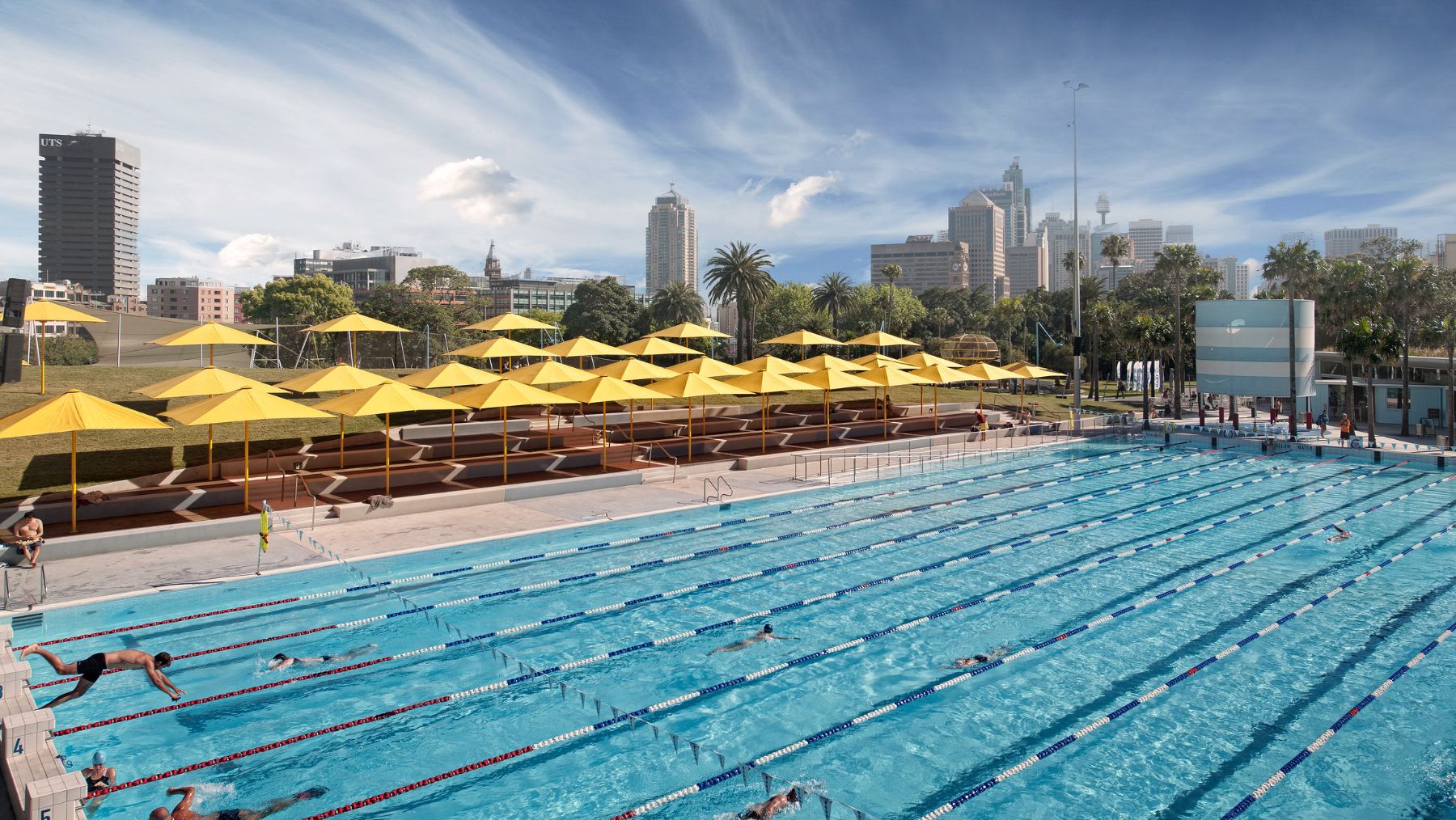 Prince Alfred Park Public Pool during a heatwave