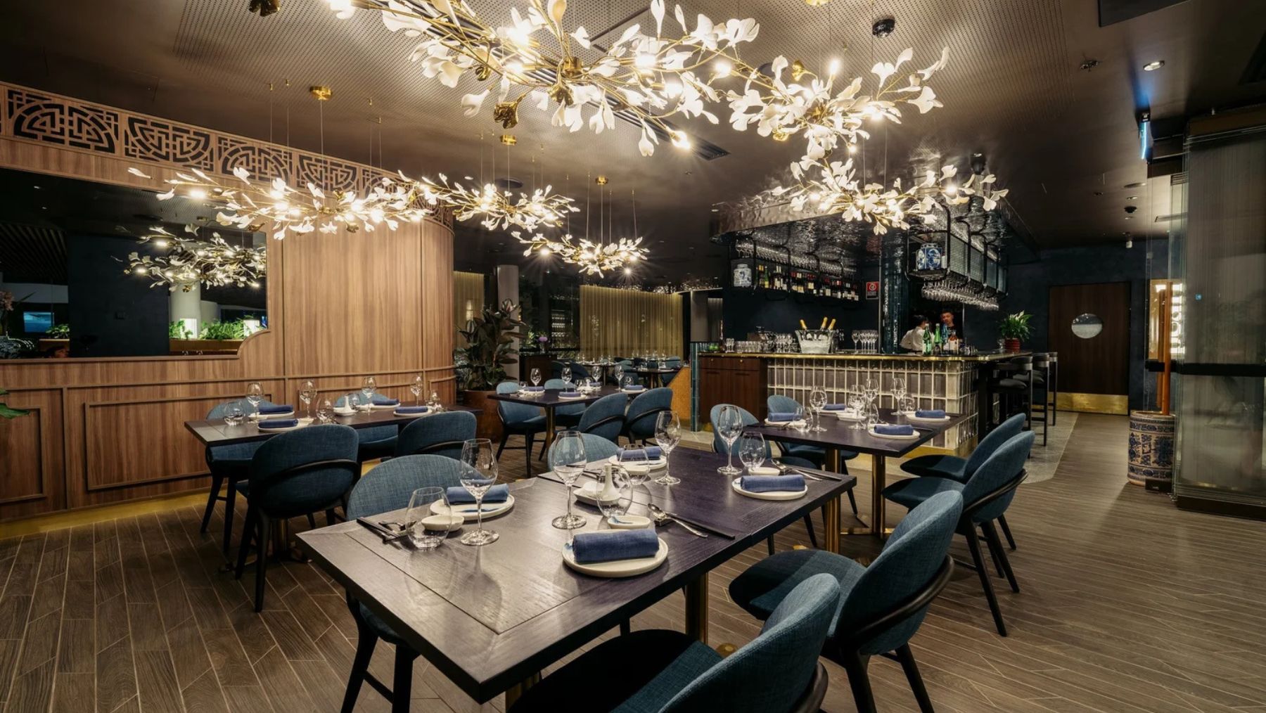 Pearl Dining interior