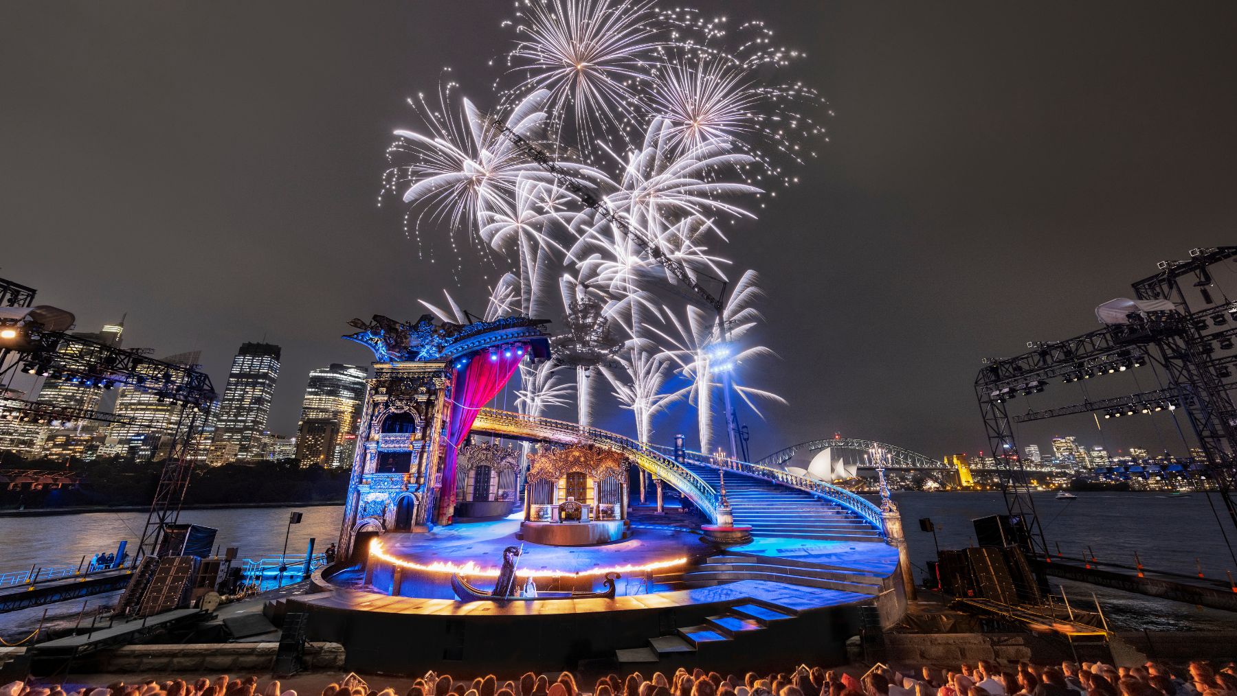 Handa Opera Phantom of the Opera